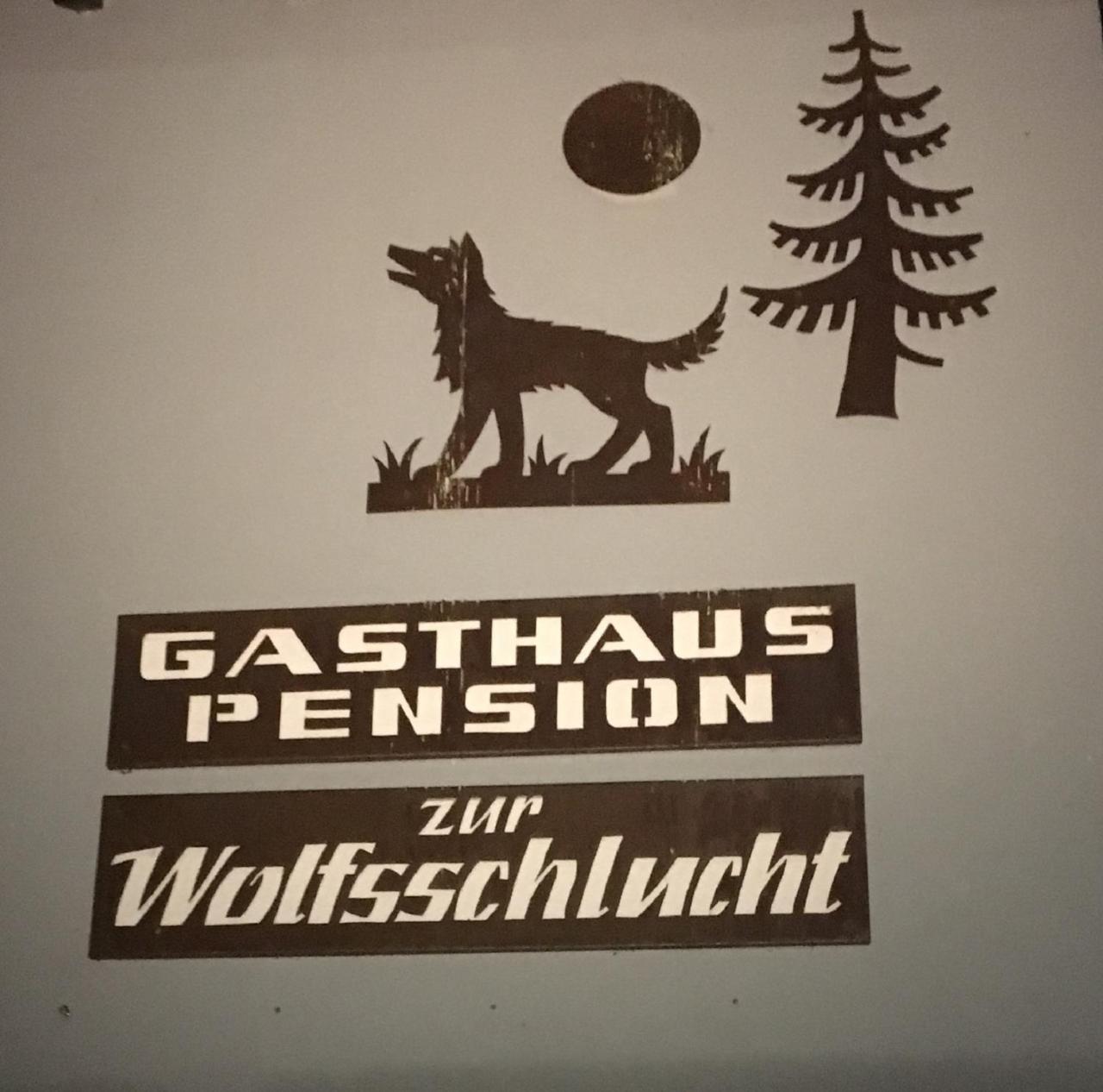 Gasthaus Zur Wolfsschlucht Hotel Sugenheim ภายนอก รูปภาพ