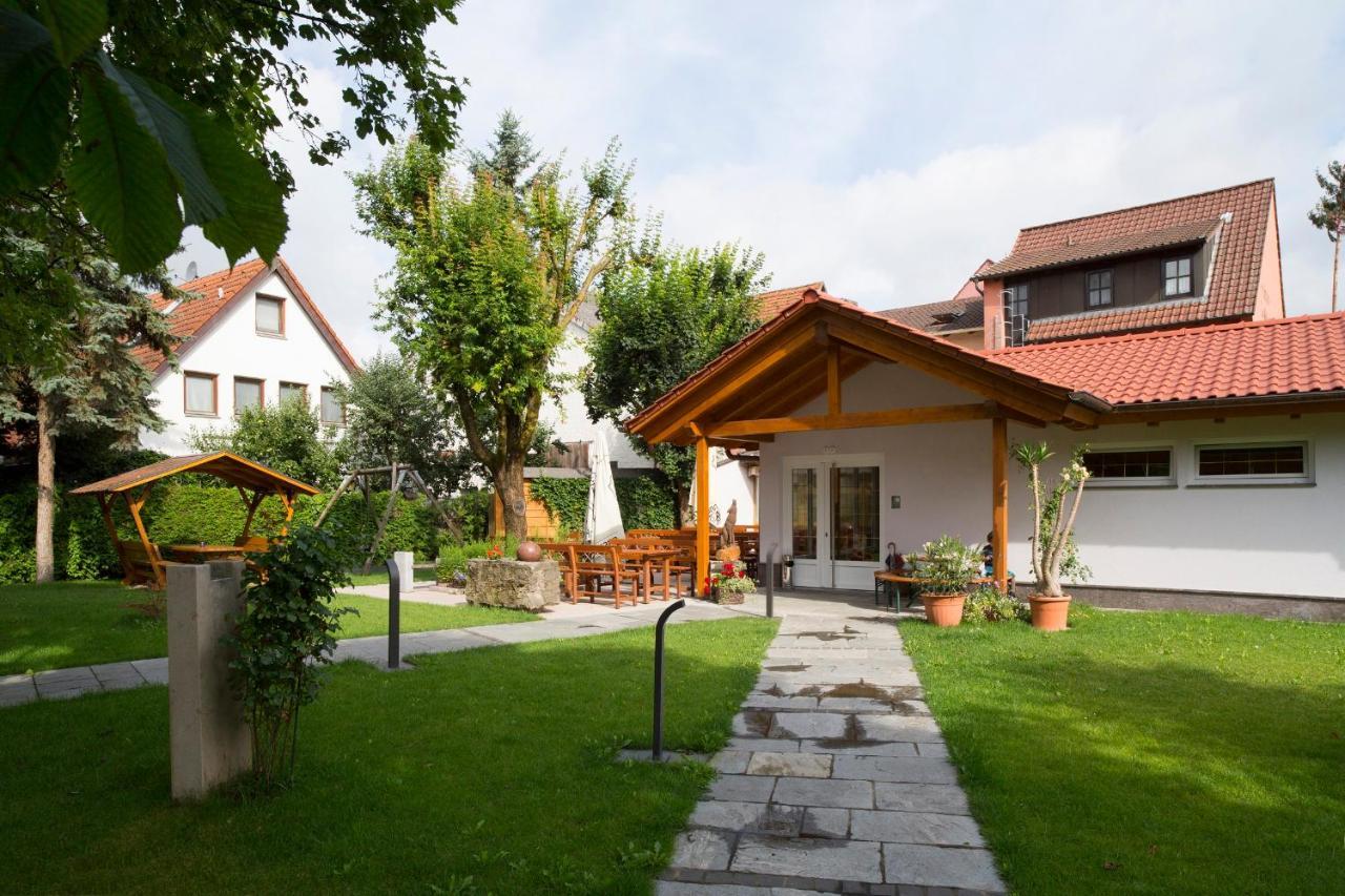 Gasthaus Zur Wolfsschlucht Hotel Sugenheim ภายนอก รูปภาพ